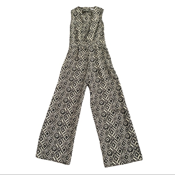 SOLD‼️ Christian Dior 100% Silk Geometric Palazzo Pant Sleeveless Jumpsuit - Picture 3 of 14